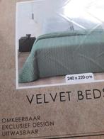 Velvet dekbed / sprei 240x220 splinternieuw zacht groen, Huis en Inrichting, Ophalen of Verzenden, Zo goed als nieuw