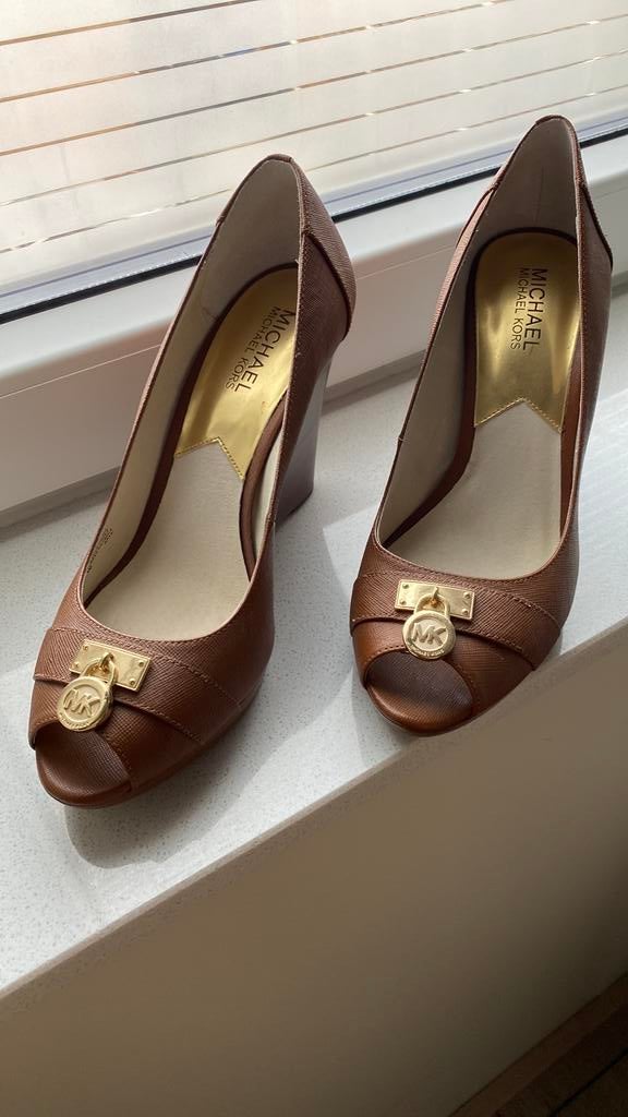 Michael Kors, Ophalen of Verzenden, Zo goed als nieuw, Bruin, Dansschoenen