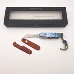 Victorinox Damast LE 2018 MetonBoss Alien Timascus zakmes, Caravans en Kamperen, Kampeergereedschap, Ophalen of Verzenden, Nieuw