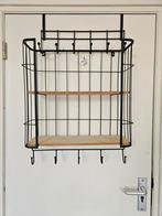 Metalen Wandkapstok met Houten Planken shelve rack, Huis en Inrichting, Nieuw, Minder dan 100 cm, Metaal, Ophalen