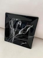 Design schaal Fins Johanna Oras wandbord zwart hoogglans, Verzenden, Zo goed als nieuw, Rond