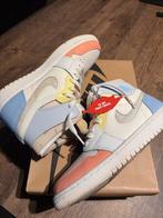 Nike Air Jordan 1 Zoom Air CMFT First Coach maat 42,5, Kleding | Heren, Schoenen, Overige kleuren, Verzenden, Nike, Sneakers of Gympen