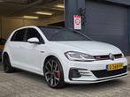 Volkswagen Golf 2.0 TSI GTI Performance / DSG / PANO / LED /, 4 cilinders, 1337 kg, Wit, 245 pk