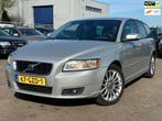Volvo V50 1.8F Momentum, Voorwielaandrijving, 125 pk, Gebruikt, Traction-control