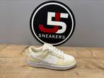 Nike Dunk Low Coconut Milk, Overige kleuren, Nieuw, Ophalen of Verzenden, Sneakers of Gympen