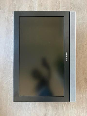Grundig TV met kantel en kiep Wandmontagesysteem beschikbaar voor biedingen