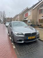 BMW 5-Serie 4.4 I 550 Xdrive AUT 2011 Grijs, Auto's, BMW, Te koop, Zilver of Grijs, Geïmporteerd, 5 stoelen