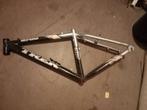 Trek 6700 frame met trapas, Ophalen, Gebruikt, Mountainbike, Frame