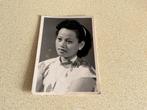 E134 Aziatische vrouw, Ophalen of Verzenden, Voor 1940, Zo goed als nieuw