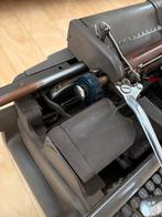 Vintage Underwood Typemachine, Ophalen