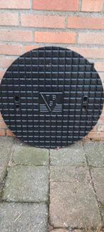 Zwarte putdeksel, Ophalen, Gebruikt, Minder dan 100 cm, Minder dan 100 cm