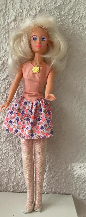 Vintage Jem  pop uit 1985 beschikbaar voor biedingen