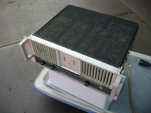 Crown versterker, Muziek en Instrumenten, Versterkers | Keyboard, Monitor en PA, Gebruikt, P.A., 1000 watt of meer, Ophalen