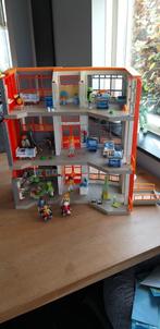 Playmobil kinderziekenhuis 6657+6643 en extra sets, Ophalen of Verzenden, Gebruikt, Complete set