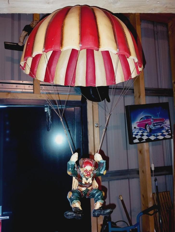 Vintage horror clown aan parachute jaren 70, Antiek en Kunst, Curiosa en Brocante, Ophalen of Verzenden