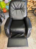 Relax Fauteuil elektrisch met Verstelbaar Voetenbankje, Huis en Inrichting, Fauteuils, Overige materialen, Gebruikt, Retro., 75 tot 100 cm