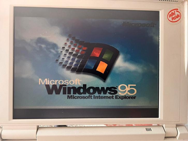 Domeinnamen “rottevinoza nl / info & online” te koop aangeb., Computers en Software, Desktop Pc's, Nieuw, Ophalen of Verzenden