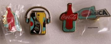 4 verschillende Coca Cola speldje pins uit Spanje Coca-Cola beschikbaar voor biedingen
