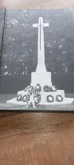 Oorlogsboek antiek - Zwevend naar de dood, Boeken, Oorlog en Militair, Ophalen of Verzenden, Tweede Wereldoorlog, Gelezen, Luchtmacht