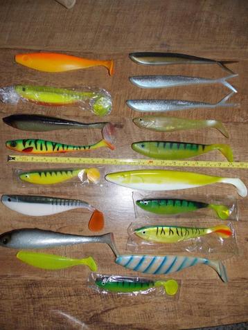 Set 2 Grote Shads  beschikbaar voor biedingen