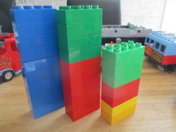 DUPLO 8 NOPS STENEN beschikbaar voor biedingen