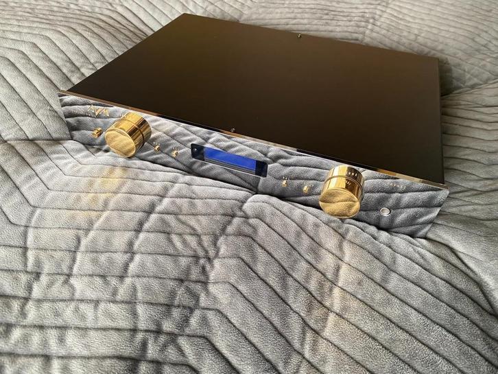 AVM Evolution V2, Audio, Tv en Foto, Versterkers en Receivers, Zo goed als nieuw, Stereo, Minder dan 60 watt, Overige merken, Ophalen of Verzenden