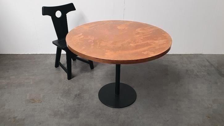 Messing gepatineerde tafel rond wabi sabi gietijzer Pedrali, Huis en Inrichting, Tafels | Sidetables, Gebruikt, 75 cm of meer