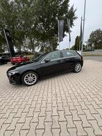 Mercedes-Benz A-Klasse A 200 163pk 2019 Zwart, Auto's, 1870 kg, 65 €/maand, 4 cilinders, Leder en Stof