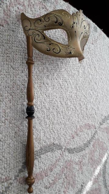 MASKER BALLE MASQUE (ANTIEK) beschikbaar voor biedingen