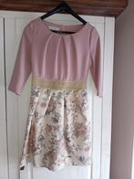 Leuk vlot jurkje , kan goed voor een feestje of een bruiloft, Ophalen, Zo goed als nieuw, Boven de knie