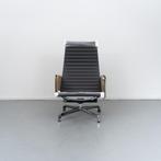 Vitra Eames EA 124 + 125 Set Zwart Leer – Chroom, Niet ingevuld, Niet ingevuld, Nieuw, 75 tot 100 cm