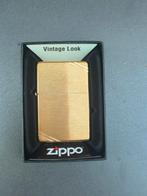 Zippo Vintage Look with slashes, Verzamelen, Ophalen, Nieuw, Aansteker