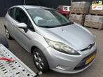 Ford Fiesta 1.25 Limited Voorschade, Auto diversen, Schadeauto's, 1242 cc, Handgeschakeld, Ford, Zilver of Grijs