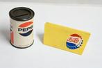 pepsi blikje spaarpot jaren 50-60 en menukaart clip, Ophalen of Verzenden, Gebruikt, Gebruiksvoorwerp