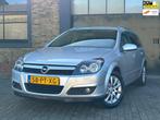 Opel Astra Wagon 1.4 Enjoy Airco+Cruise Control, Origineel Nederlands, Te koop, Zilver of Grijs, 5 stoelen