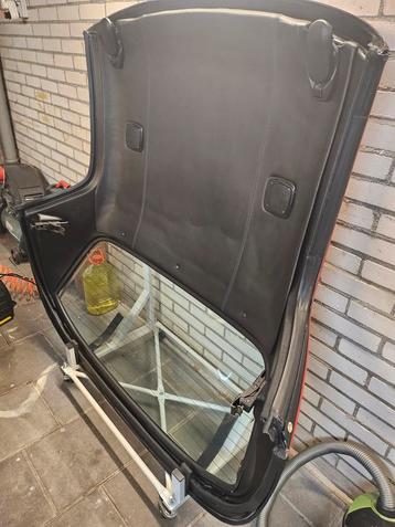 MG F Hardtop - Rood beschikbaar voor biedingen
