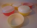 Diverse Vintage arcopal dekschalen melk glas, Huis en Inrichting, Ophalen of Verzenden, Glas, Overige stijlen
