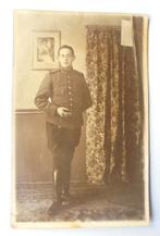 Fotokaart Nederlandse militair met pofbroek en rijlaarzen, Ophalen of Verzenden, Voor 1920, Ongelopen, Zuid-Holland