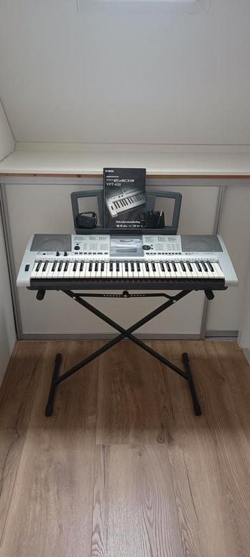 Yamaha E403 YPT-400 keyboard met standaard, hoes en pedaal beschikbaar voor biedingen