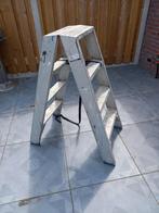 Trap 4 treden schilderstrap, Doe-het-zelf en Verbouw, Ladders en Trappen, Ophalen, Gebruikt, Minder dan 2 meter