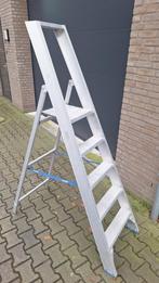 Solide Bordestrap / ladder 5 treden Sta hoogte 125 cm., Ophalen, Solide NV Senatorlaan 12 3201 Aarschot, Zo goed als nieuw, Solide