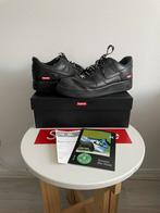 Nike air force 1 Supreme Maat 44,5, Kleding | Heren, Schoenen, Ophalen of Verzenden, Zo goed als nieuw, Zwart