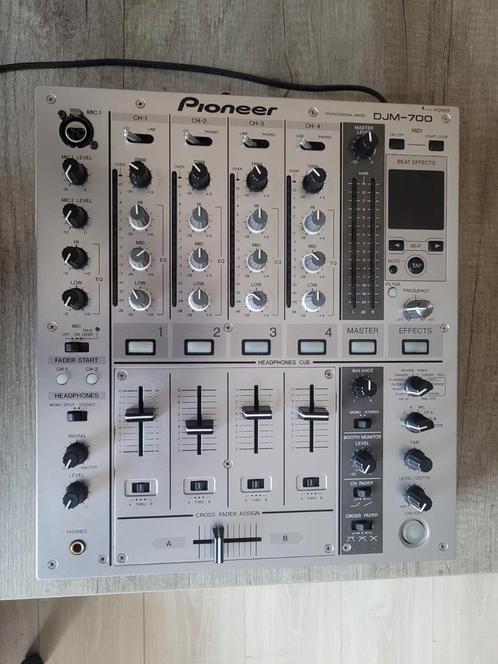 Pioneer djm 700, Muziek en Instrumenten, Mengpanelen, Zo goed als nieuw, Ophalen