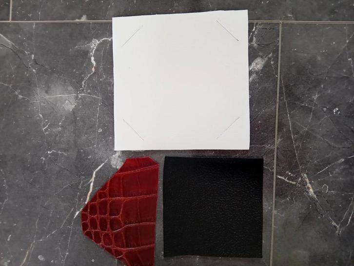 Lederen Lapjes - Mix van Kleuren en Texturen, Hobby en Vrije tijd, Stoffen en Lappen, Nieuw, Leer of Kunstleer, Minder dan 30 cm