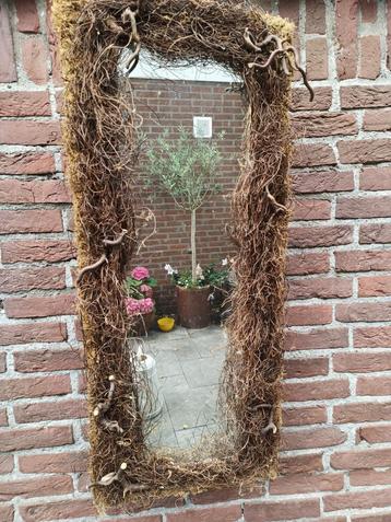 Unieke spiegel met takkenlijst 40 x 93 cm beschikbaar voor biedingen