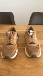 Bruine Tommy Hilfiger schoenen - maat 43, Ophalen of Verzenden, Zo goed als nieuw, Bruin