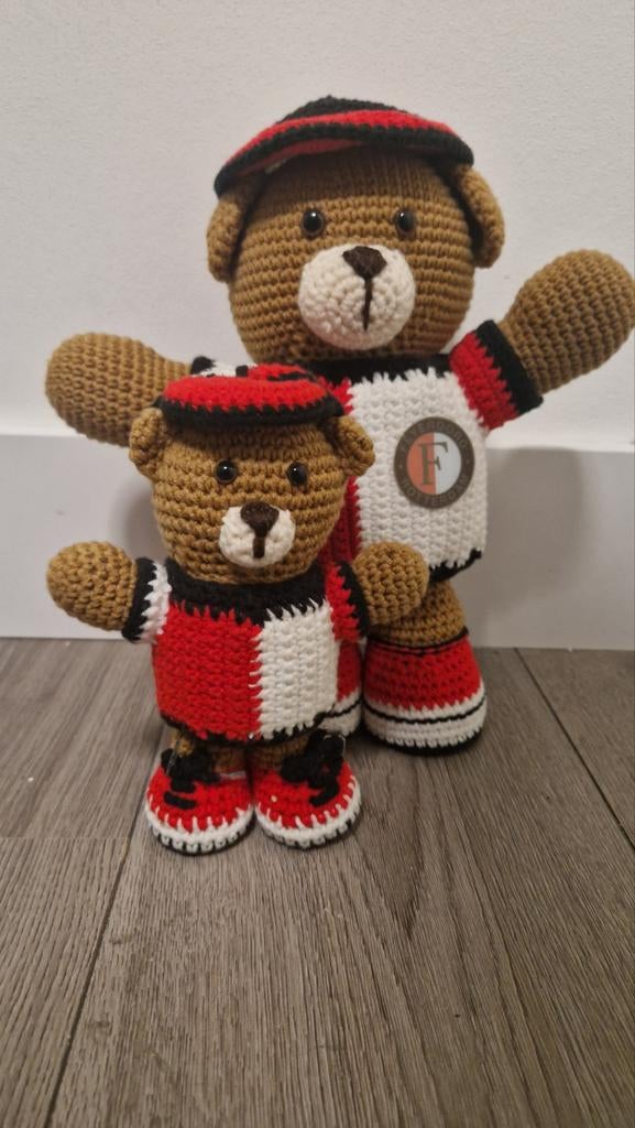 Gehaakte Feyenoord beertjes, Ophalen, Haken