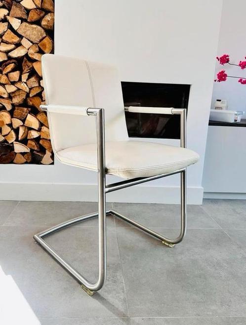 4/6 wit lederen Henders & Hazel design eetkamerstoelen., Huis en Inrichting, Stoelen, Zo goed als nieuw, Vijf, Zes of meer stoelen