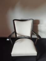 Tekoop, 2 leuke oude stoeltjes met nieuw wit leer bekleed, Huis en Inrichting, Fauteuils, Ophalen, Minder dan 75 cm, Leer, Zo goed als nieuw