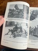 Naslagwerk Wapens oa .30 cal browning machine gun, Verzamelen, Militaria | Tweede Wereldoorlog, Verzenden, Nederland, Boek of Tijdschrift